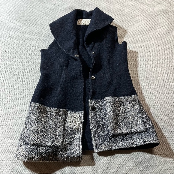 Angel of the North Navy Blue Grey 100% Wool Shawl Sweater Vest Jacket Small EUC - Picture 1 of 8